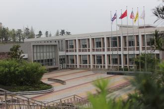 重庆第一双语学校（原重庆一中国际实验分校）