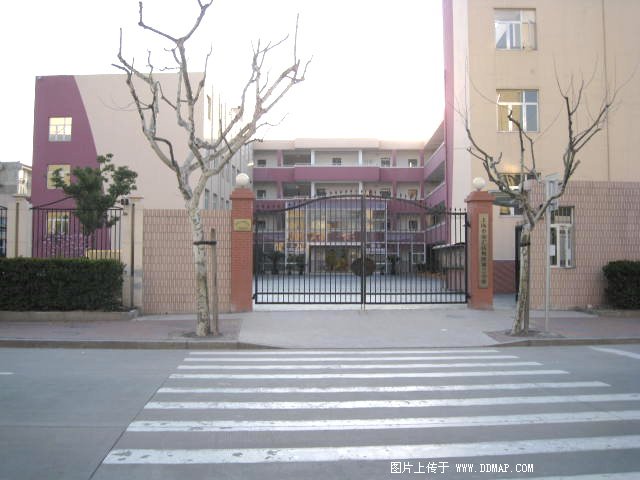 上海市实验学校附属小学（上实附小）